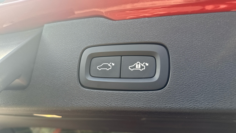 Volvo V60 2.0 B3P R DESIGN 5dr Auto Petrol Estate